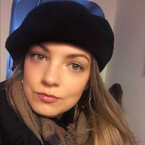 Meet your Posher, Meredith